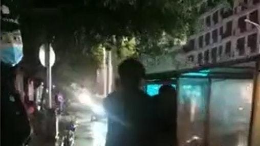 吃瓜网红打架视频播放